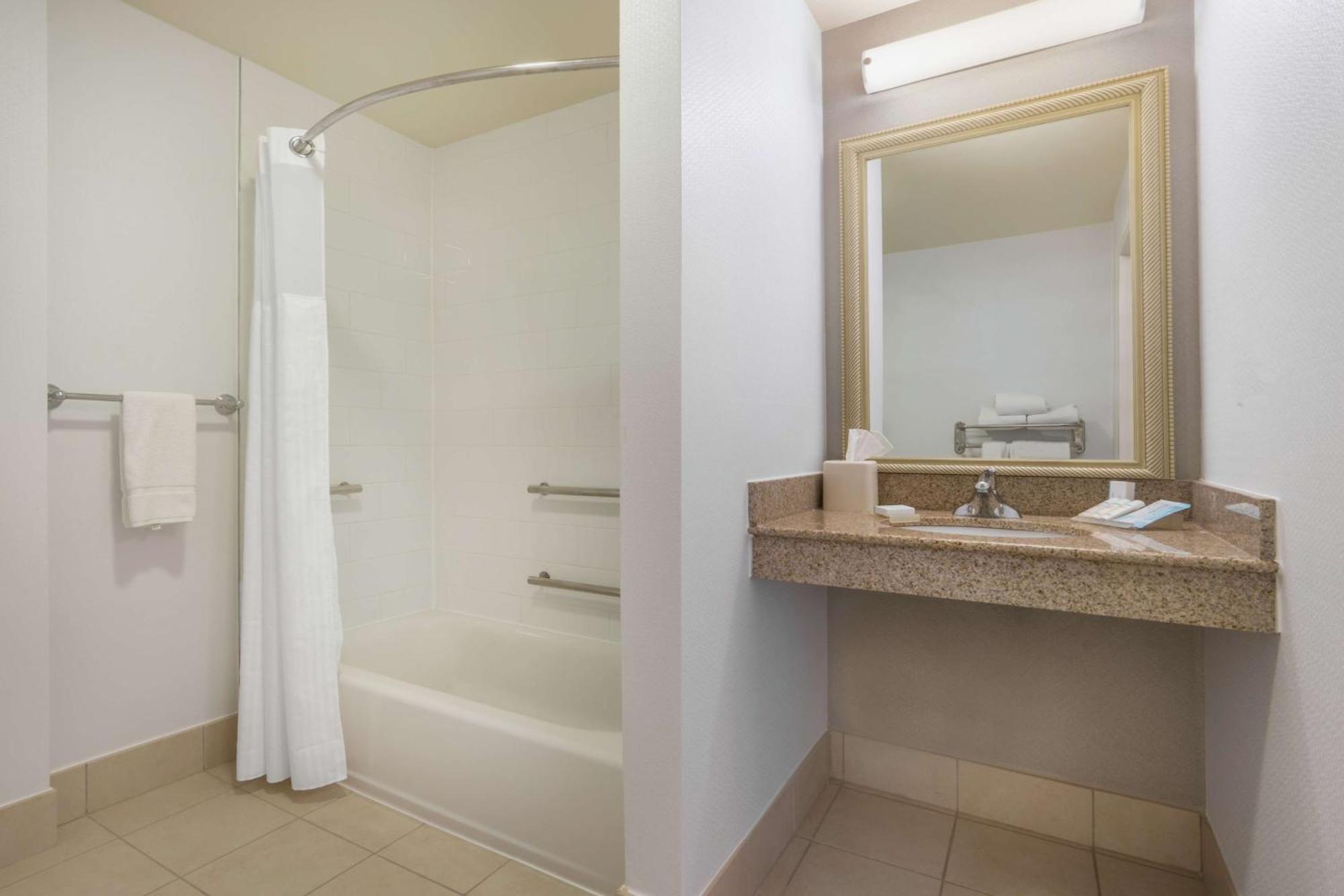 Hilton Garden Inn Blacksburg University Esterno foto