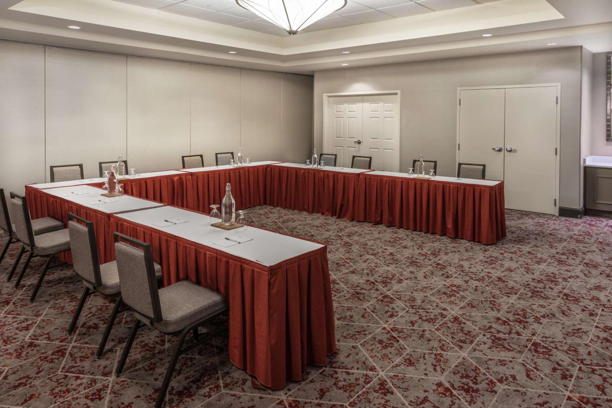 Hilton Garden Inn Blacksburg University Esterno foto