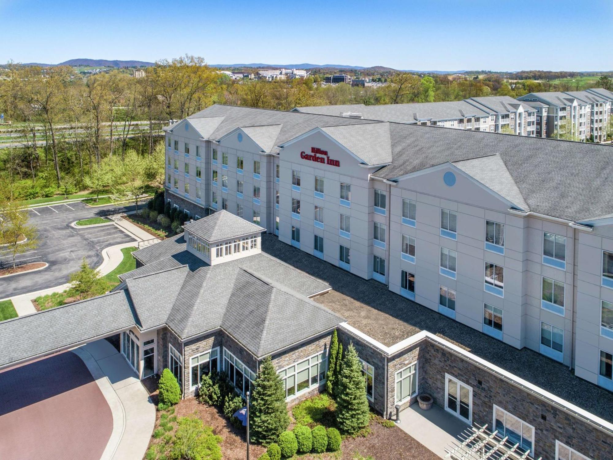 Hilton Garden Inn Blacksburg University Esterno foto
